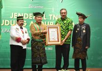 Datuk Sri Radendo Panglima Pagar Negara Gelar Kehormatan Adat Ke Sembilan Jenderal Dudung