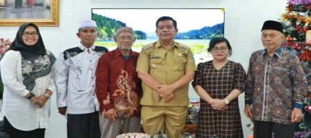 Kehadiran Jamaah Umroh Diterima Bupati Simalungun