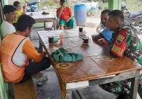 Babinsa Koramil 05/ Tanah Pinem Melaksanakan Komsos Dengan Warga Di Kecamatan Tanah Pinem