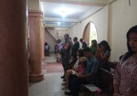 Wujud Kebersamaan Babinsa Koramil 01 Sumbul Ibadah Bersama Warga Di Gereja GKPI Desa Barisan Nauli Sumbul