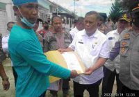 Aliansi Sipolha Sihaporas Adakan Aksi Damai Di Kantor Bupati Dan Kantor DPRD Simalungun