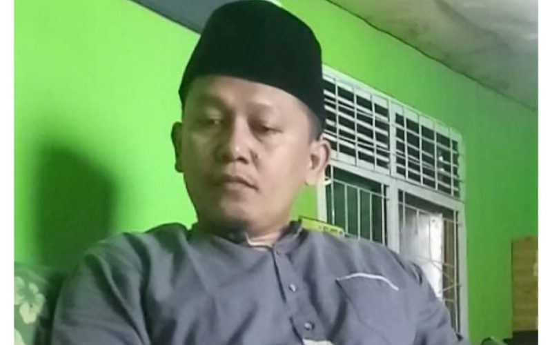 Diduga oknum kepala sekolah SDN 01Argomulyo slewengkan dana Bos.