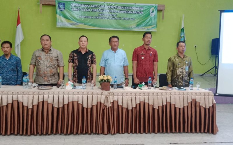 3 Anggota Komisi III DPRD Provinsi Kepulauan Babel Hadiri Kegiatan Sosialisasi Tata Cara Penyelesaian Kawasan Hutan