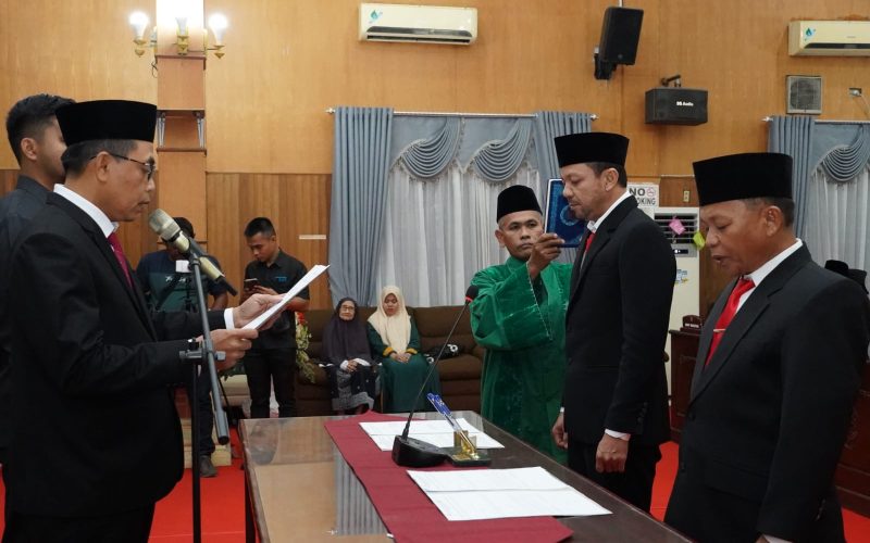 Ir.H.Zahir,M.AP Hadiri Pengambilan Sumpah Jabatan PAW Anggota DPRD Kabupaten Batu Bara.