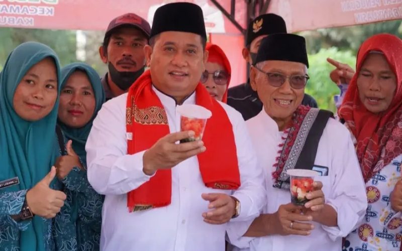 Bupati Banyuasin Di Dampingi Wakilnya Safari Ramadhan Ke-4 Dan Buka Bersama Di Desa Wonodadi Kecamatan Panuguan Banyuasin