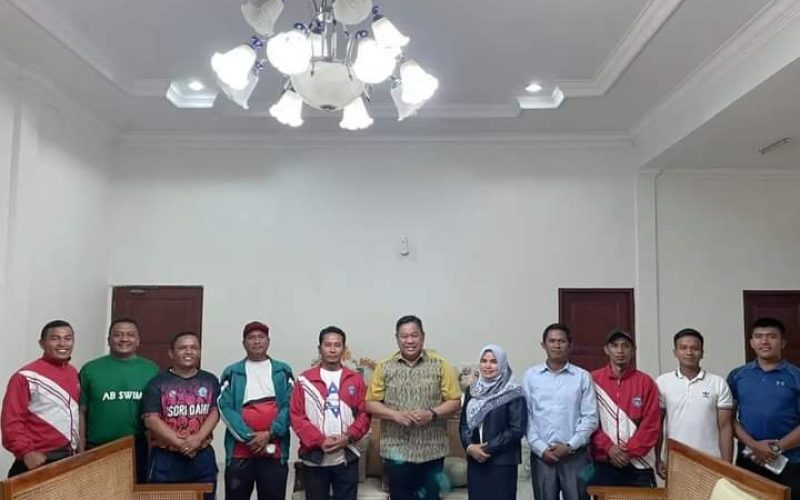 Bupati Dairi Apresiasi Ikatan Sarjana Olahraga Republik Indonesia (ISORI) Dalam Gelar Pertandingan Olahraga Di Kabupaten Dairi