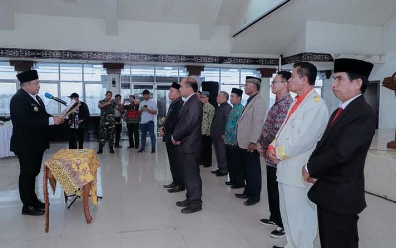 Bupati Dairi Lantik Pengurus Forum Komunikasi Umat Beragama (FKUB) Kabupaten Dairi