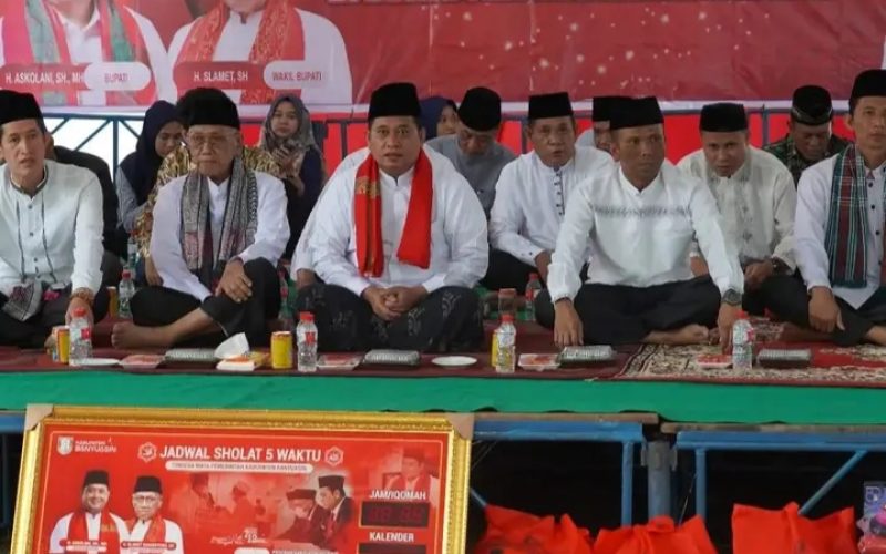 Bupati Banyuasin Bersama Wakilnya Safari Ramadhan Ke-19 Di Hari Puasa Ke-23 Di Mesjid Nurul Iman Betung Banyuasin