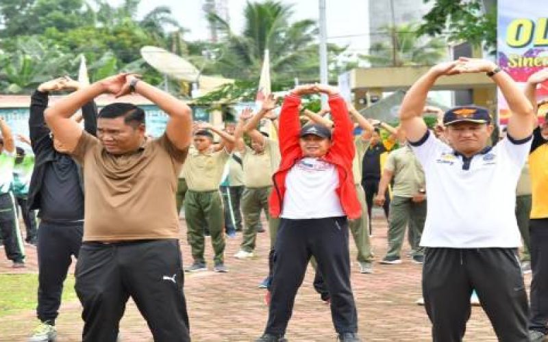 Pemkab Batu Bara Bersama TNI/Polri Gelar Senam Sehat.￼