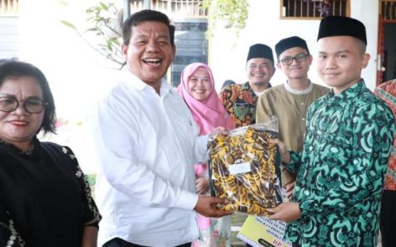 Lepas Peserta STQH Bupati Simalungun Harumkan Kampung Halaman Kita