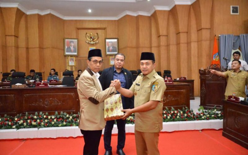 Bupati Kabupaten Batu Bara Sampaikan Nota Ranperda Laporan RPJP T.A 2022.