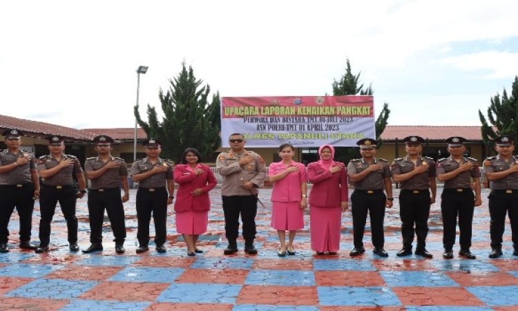 21 Personil Polres Taput Naik Pangkat Setingkat,4 Pegawai Negeri Sipil Polri