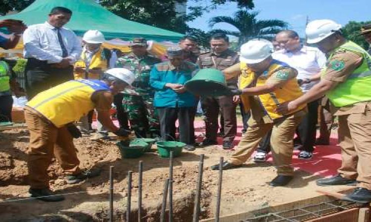 Bupati Simalungun Letakkan Batu Pertama Pembangunan Kantor Camat Bandar dan Gedung Perpustakaan