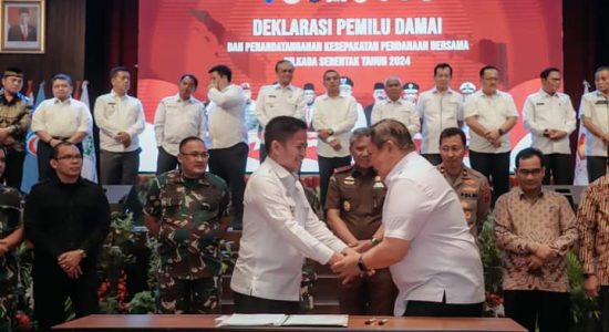Hadir Di Deklarasi Pemilu Damai, Bupati Eddy Berutu Inginkan Dairi Mampu Tunjukkan Kedewasaan Berdemokrasi