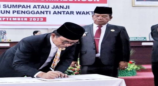 Bupati Simalungun dan Ketua DPRD Tandatangani Nota Kesepakatan Rancangan 