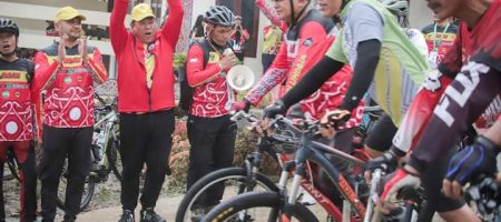 Bupati Dairi Lepas Peserta Bike And Camp Road To Aquabike Championship Dairi Adventure Di Silalahi