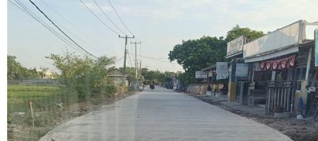 Rekontruksi Jalan Beton Masyarakat Sekarmulya Rancahan Acungkan Jempol.