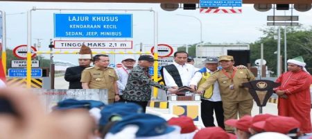 Bupati Simalungun Dampingi Presiden RI Resmikan Jalan Tol Trans Sumatera