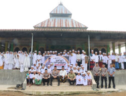 Safari Ramadhan , Kapolres Dairi Sambangi Pesantren Dairi, Salurkan Sembako Dan Takjil