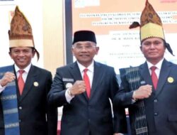 Bupati Simalungun Lantik 2 Orang PNS Dalam Jabatan Pimpinan Tinggi Pratama.
