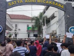 HPS “Main Proyek”, Pemuda dan Mahasiswa Geruduk Kantor Kejaksaan Negeri Pematangsiantar