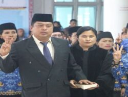 Bupati Taput Lantik 44 Kepala Sekolah dan Direktur PDAM Mual Natio, Tekankan Mutu Pendidikan dan Integritas