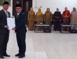 Bupati Tasikmalaya Resmi Lantik Kepala BPKPD Menjadi Pj Sekda Setelah Enam Hari Jadi Plh, Konsolidasi Birokrasi Disorot