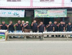 Wujudkan dan Kebersamaan GRIB PAC Bilah Hilir Berbagi Takjil di Depan Kantor Besar GRIB PAC
