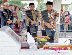 Ziarah ke Makam Raja Siantar Sang Nauwaluh Damanik: Menutup Rangkaian Ziarah Raja Marpitu dalam Hari Jadi ke-193 Daerah Simalungun