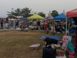 Pedagang Kaki Lima Alun-alun Singaparna Keluhkan Retribusi Hingga 64 Ribu
