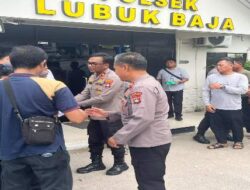 Polresta Barelang Gelar Kunjungan Dan Bakti Sosial Untuk Masyarakat Pulau Ngenang