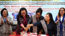 ‎Pemkab Taput Apresiasi Peran Bidan Jadi Garda Terdepan Pelayanan Kesehatan dan Pengawal Generasi Emas 2045 pada HUT IBI ke-75