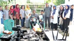 Warga Disabilitas Amansari Dapat Pelayanan Perekaman KTP-el di Rumah dari Pemkab Simalungun