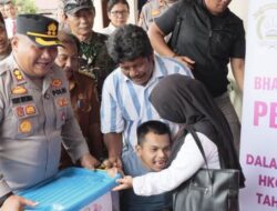 Kapolres Taput Kunjungi Kecamatan Pahae Jae Berikan Bansos Kepada Penyandang Disabilitas